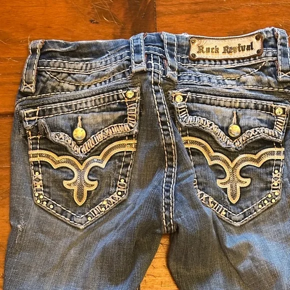 GUC Rock Revival Jeans - Size 26 - Picture 1 of 6